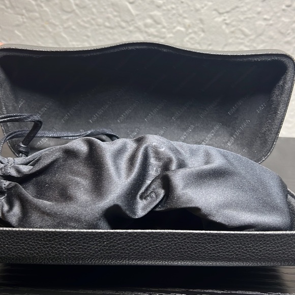 Unisex Balenciaga Shield Sunglasses - Picture 10 of 10